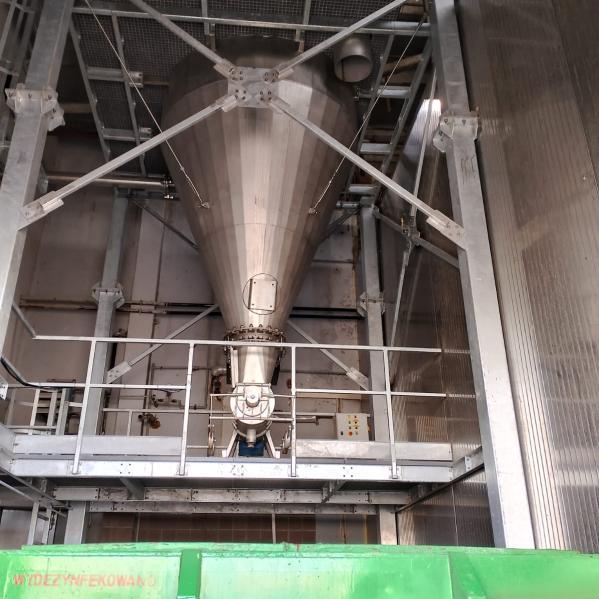 1000022052f9f072f91027140756